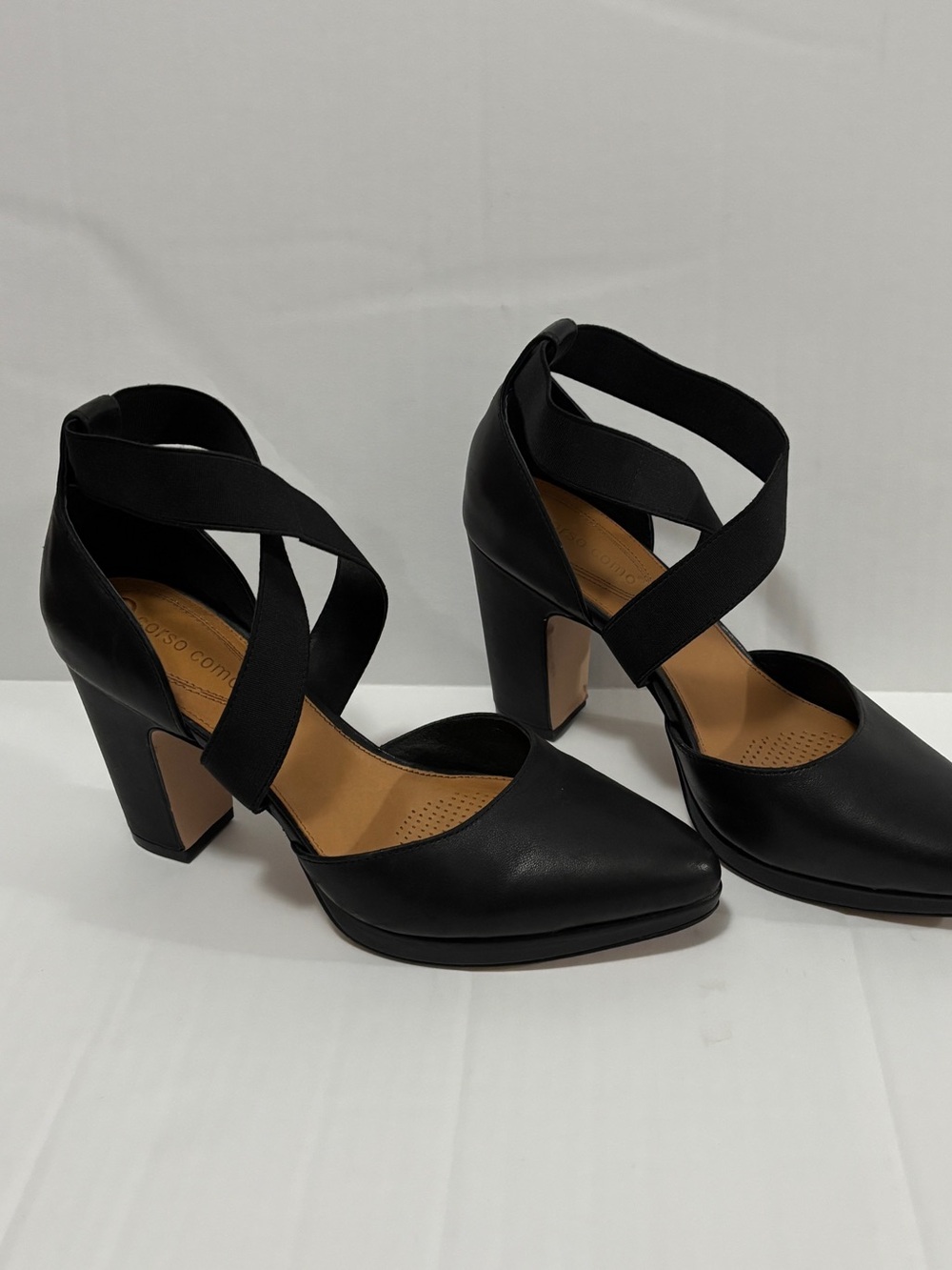 Corso Como Black Leather Block Heel Pumps Criss Cross Stretch Strap 7.5